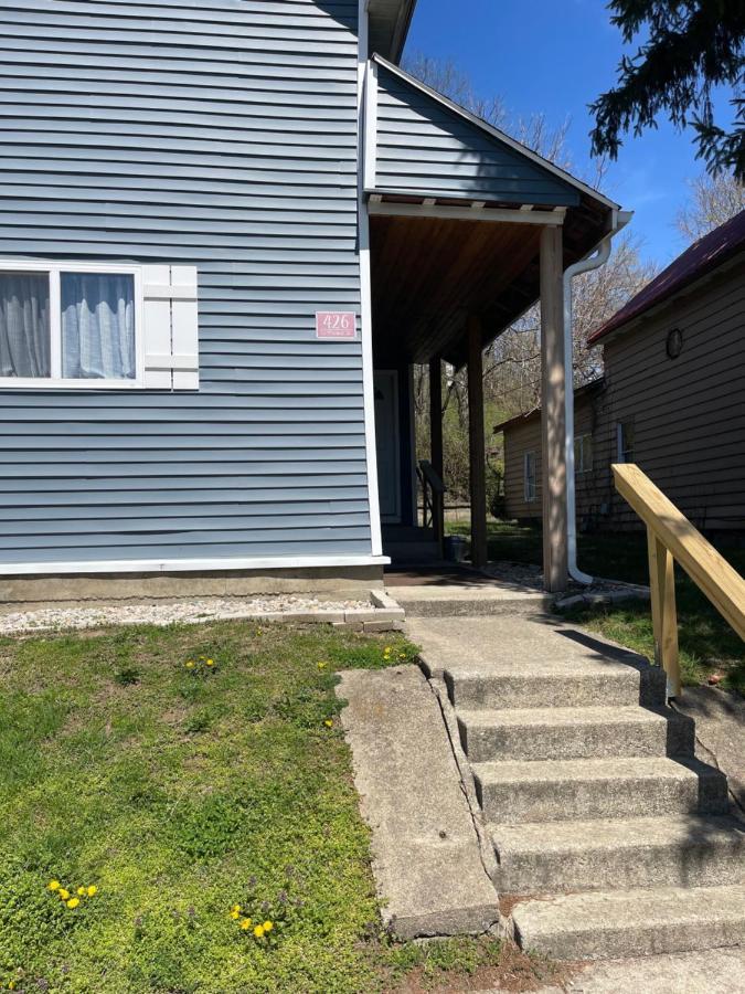 Modern Farmhouse 3 Bed, 2 Bath Apartment, Sleeps 7, Lots Of Space, Steps To Downtown, Honeywell & Eagles Theater Wabash エクステリア 写真